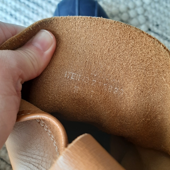 Bean Boots by L L Bean Size 8M | Leather Upper | Navy Rubber | Duck Boot - Picture 5 of 13